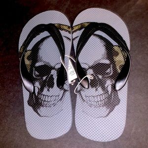 💀New Kids Skull Flip Flop Sandals Size 1-2 kids Little Boy fits size 1 to 2 🩴